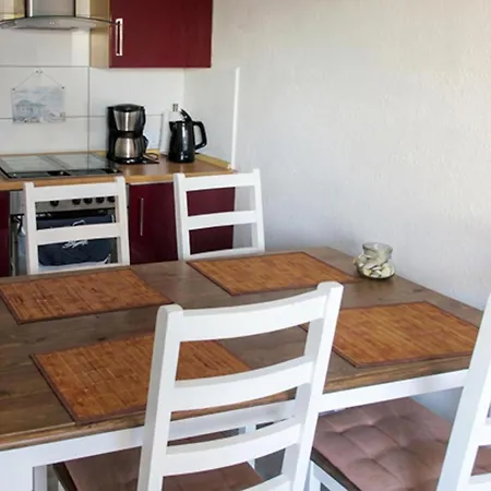 2 Bedroom In *